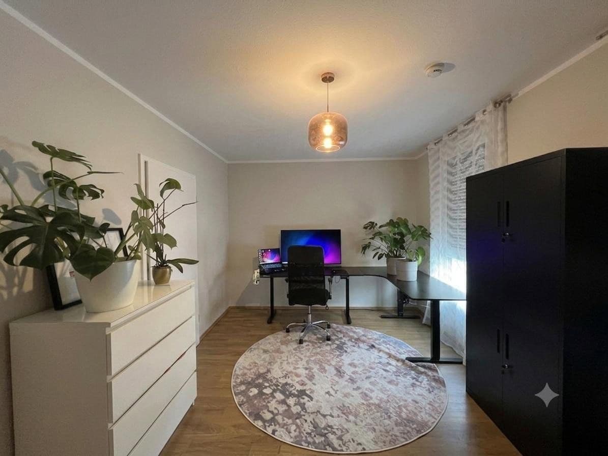 Pronájem domu 145 m², pozemek 150 m², Schwaig bei Nürnberg, Bavorsko Pronájem domu 145 m², pozemek 150 m², Schwaig bei Nürnberg, Bavorsko
