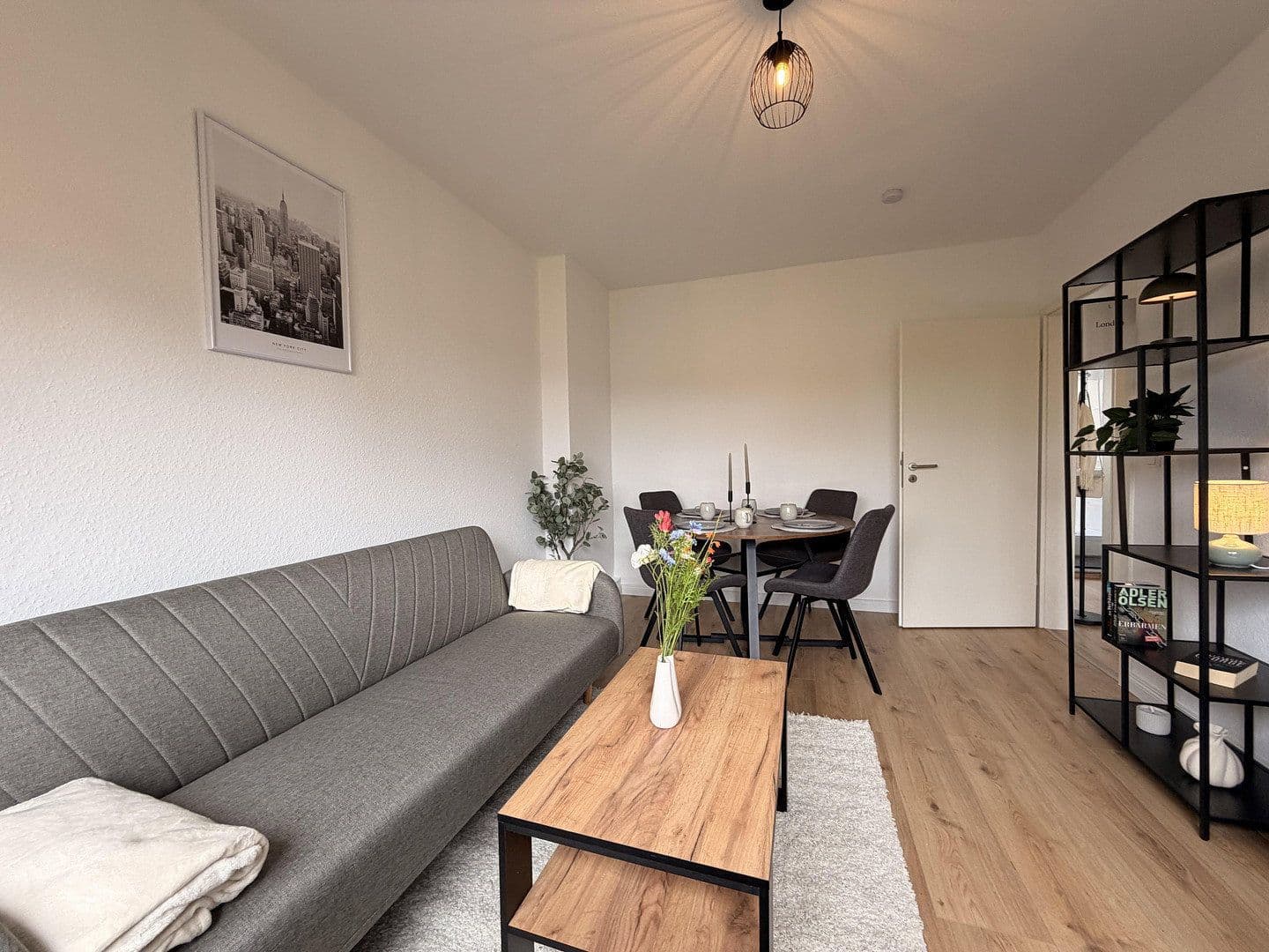 Prodej bytu 2+1 40 m², Löhnhorster Straße 4, Bremen, Bremen Prodej bytu 2+1 40 m², Löhnhorster Straße 4, Bremen, Bremen