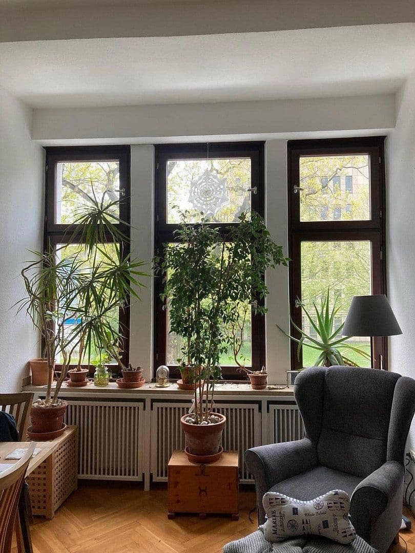 Prodej bytu 4+1 127 m², Düsseldorf, Severní Porýní-Vestfálsko Prodej bytu 4+1 127 m², Düsseldorf, Severní Porýní-Vestfálsko