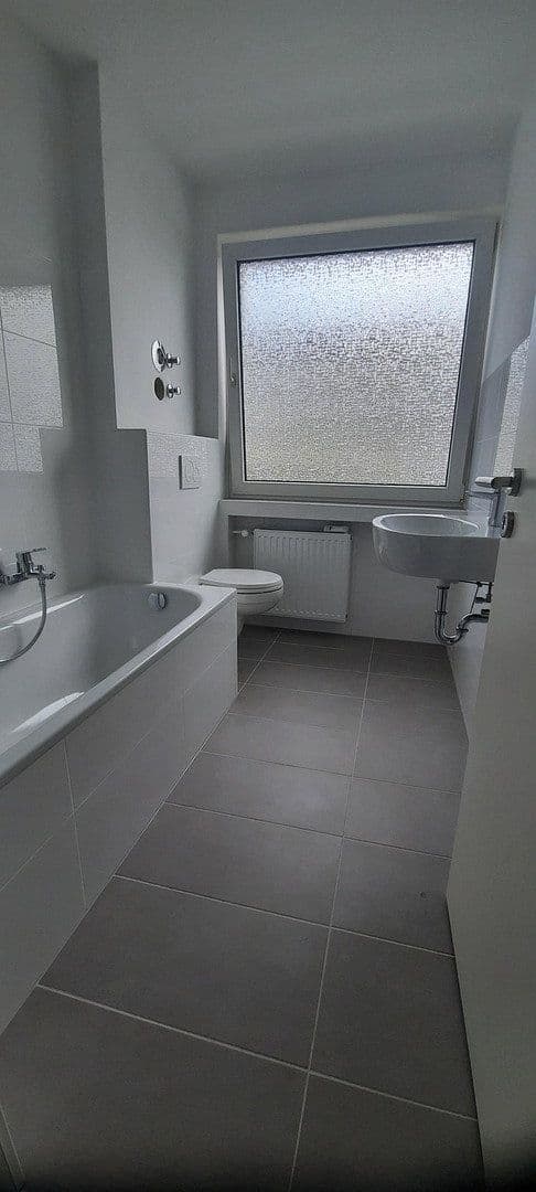 Pronájem bytu 2+1 63 m², Bedingrader Str., Essen, Severní Porýní-Vestfálsko Pronájem bytu 2+1 63 m², Bedingrader Str., Essen, Severní Porýní-Vestfálsko