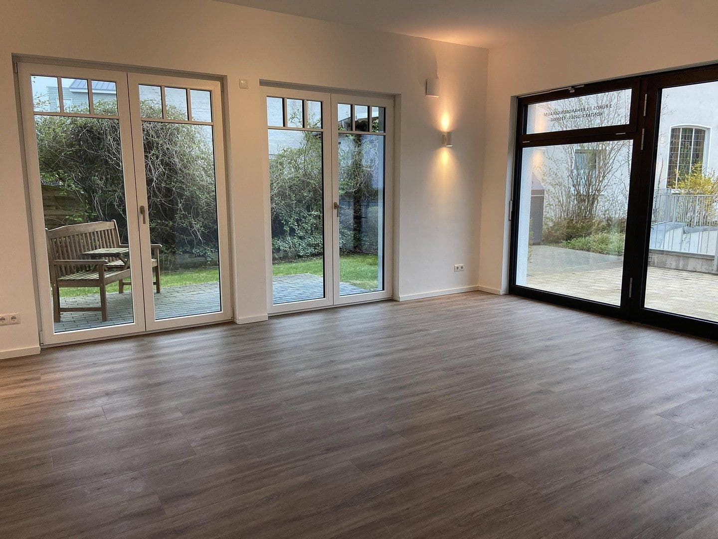 Pronájem kanceláře 23 m², Strandstraße 136, Timmendorfer Strand, Šlesvicko-Holštýnsko Pronájem kanceláře 23 m², Strandstraße 136, Timmendorfer Strand, Šlesvicko-Holštýnsko