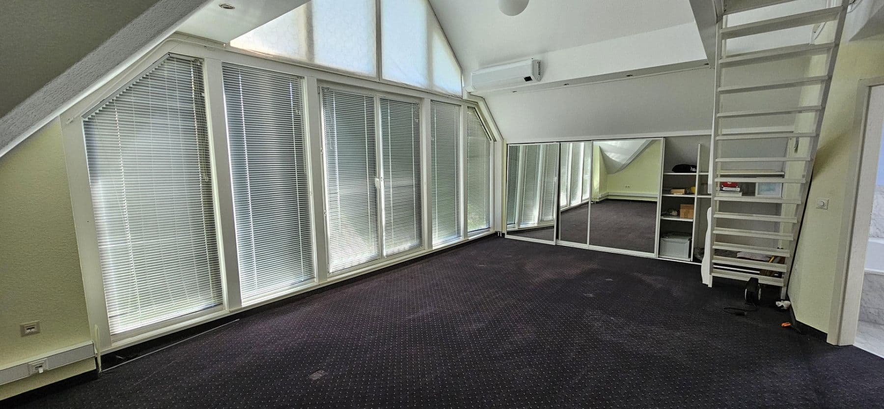 Pronájem domu 155 m², pozemek 700 m², Möhnesee, Severní Porýní-Vestfálsko Pronájem domu 155 m², pozemek 700 m², Möhnesee, Severní Porýní-Vestfálsko