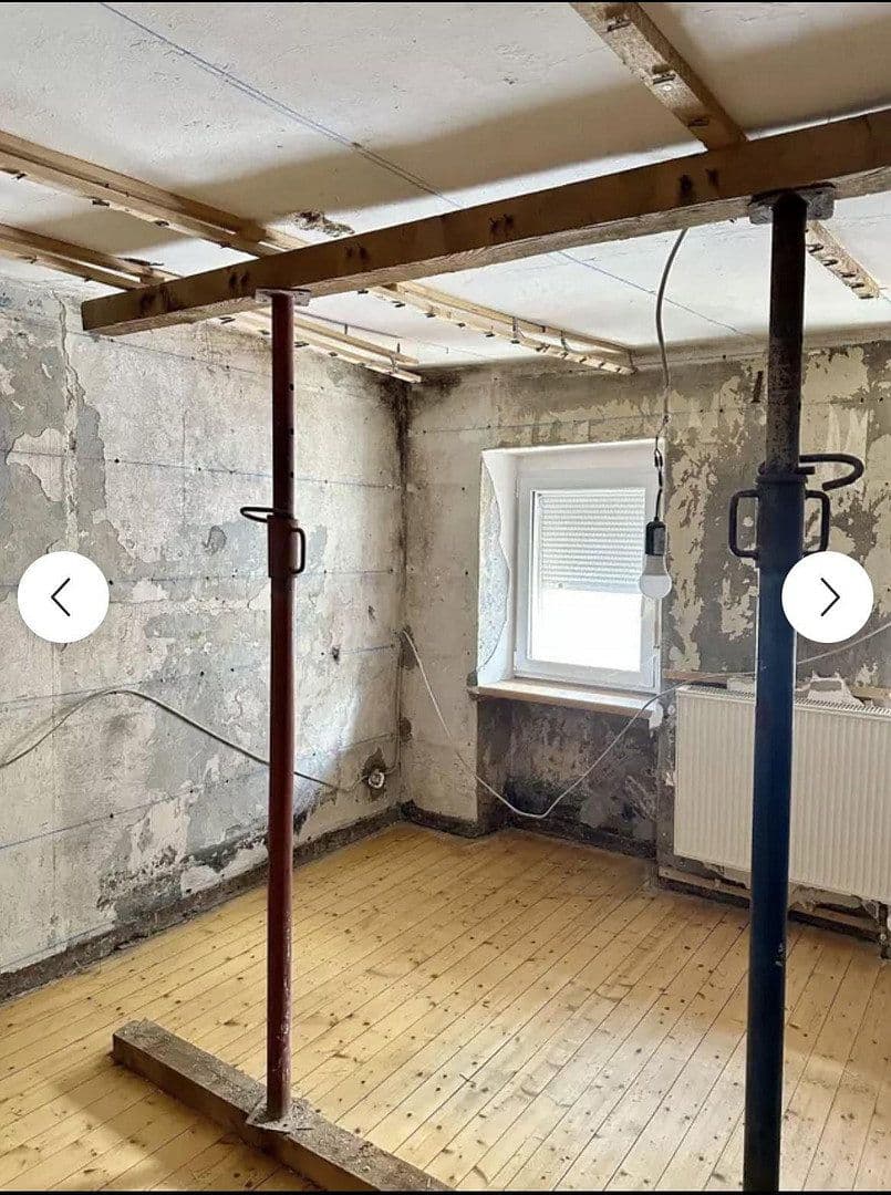 Prodej domu 140 m², pozemek 1.813 m², Kinheim, Porýní-Falc Prodej domu 140 m², pozemek 1.813 m², Kinheim, Porýní-Falc