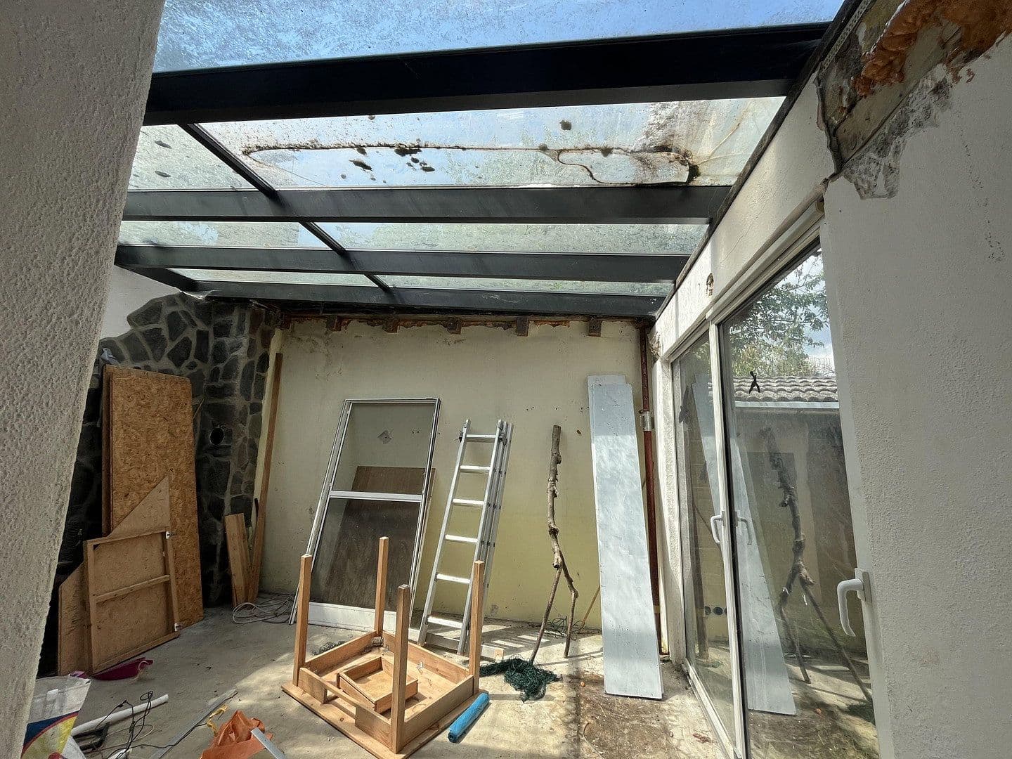 Prodej domu 140 m², pozemek 1.813 m², Kinheim, Porýní-Falc Prodej domu 140 m², pozemek 1.813 m², Kinheim, Porýní-Falc