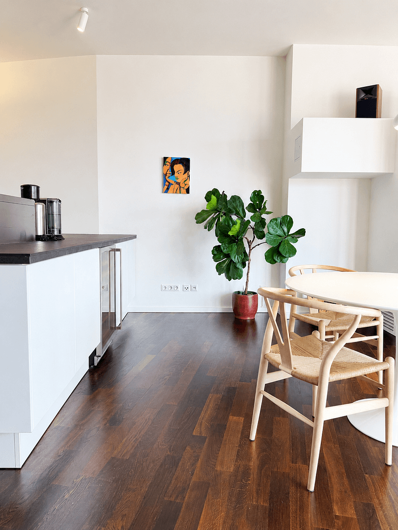 Prodej bytu 3+1 132 m², Berlin, Berlín Prodej bytu 3+1 132 m², Berlin, Berlín