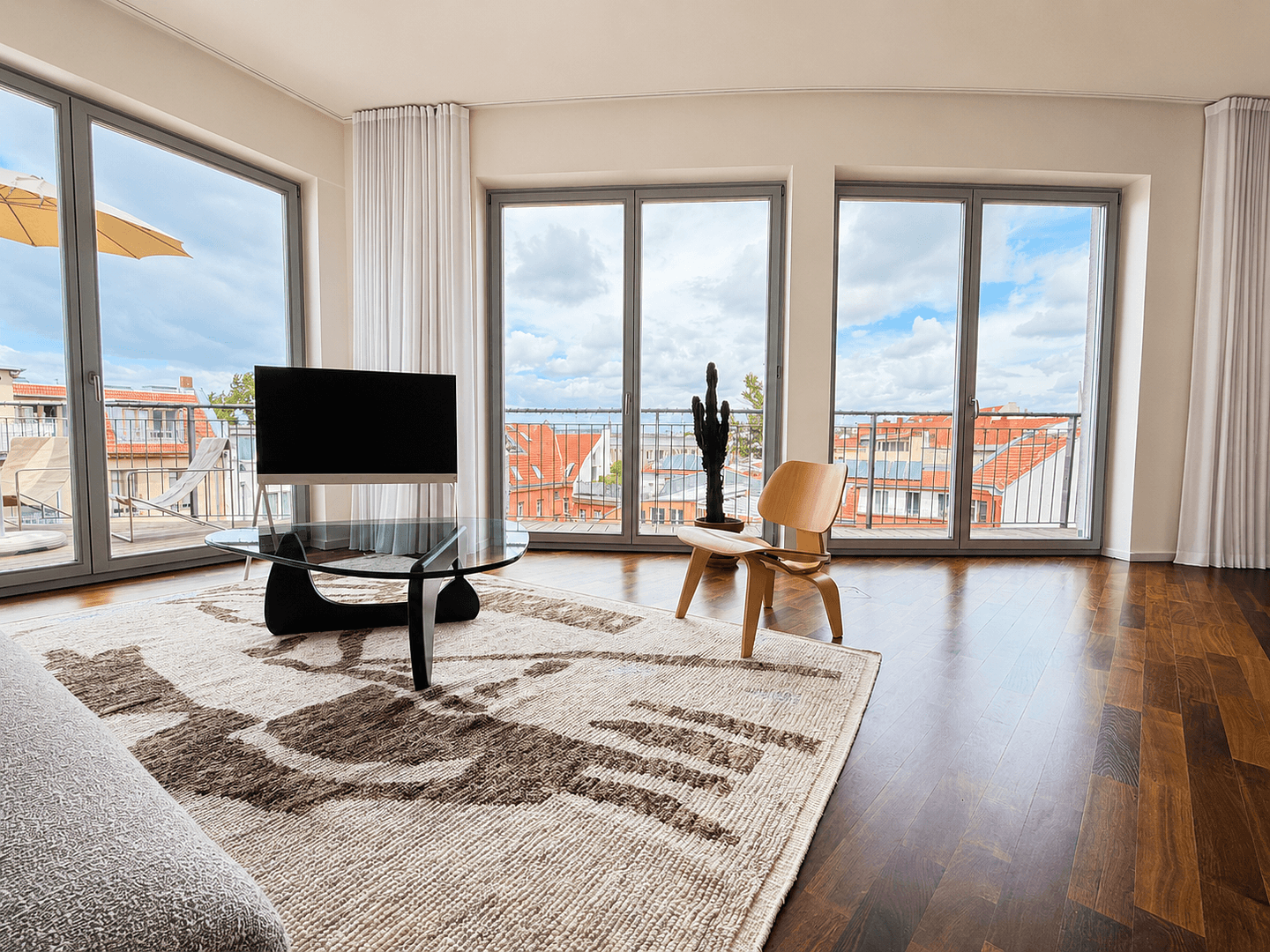 Prodej bytu 3+1 132 m², Berlin, Berlín Prodej bytu 3+1 132 m², Berlin, Berlín