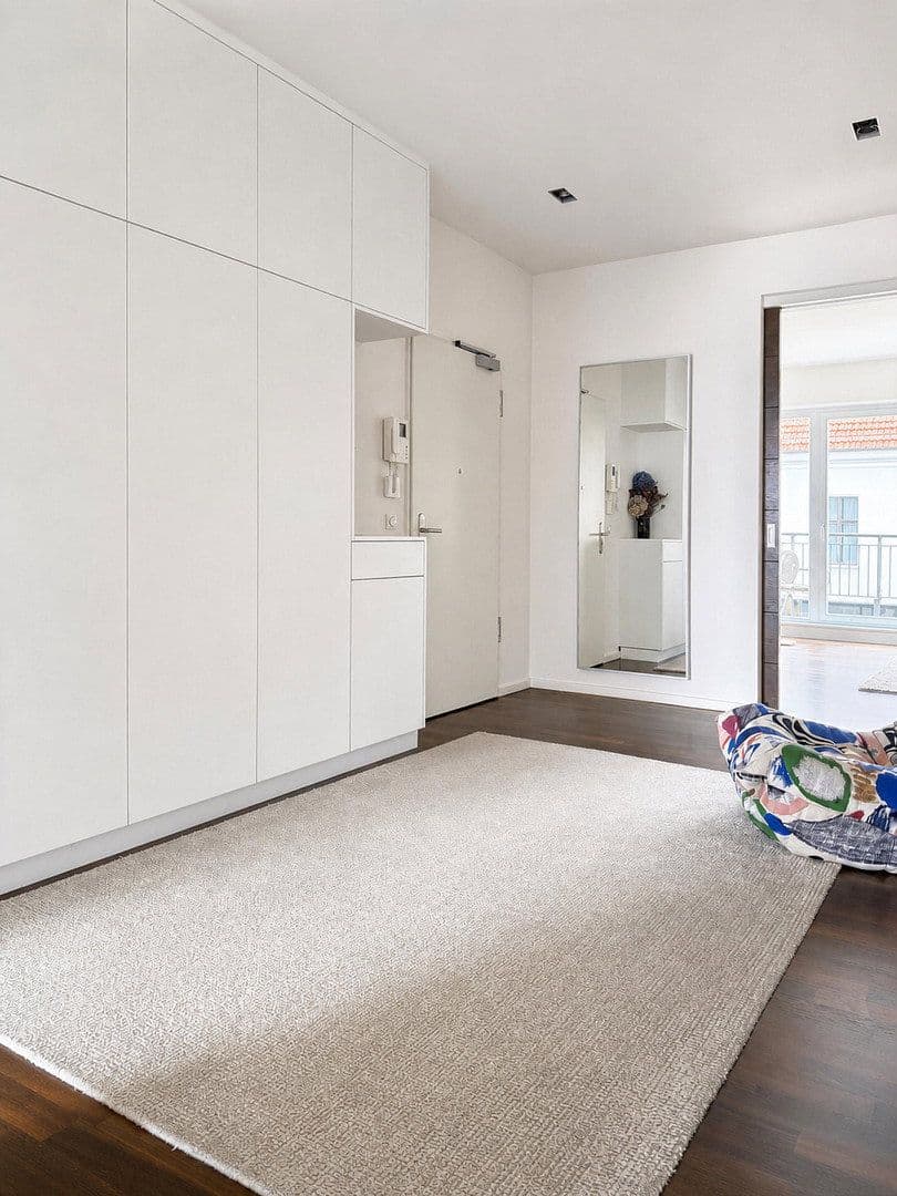 Prodej bytu 3+1 132 m², Berlin, Berlín Prodej bytu 3+1 132 m², Berlin, Berlín