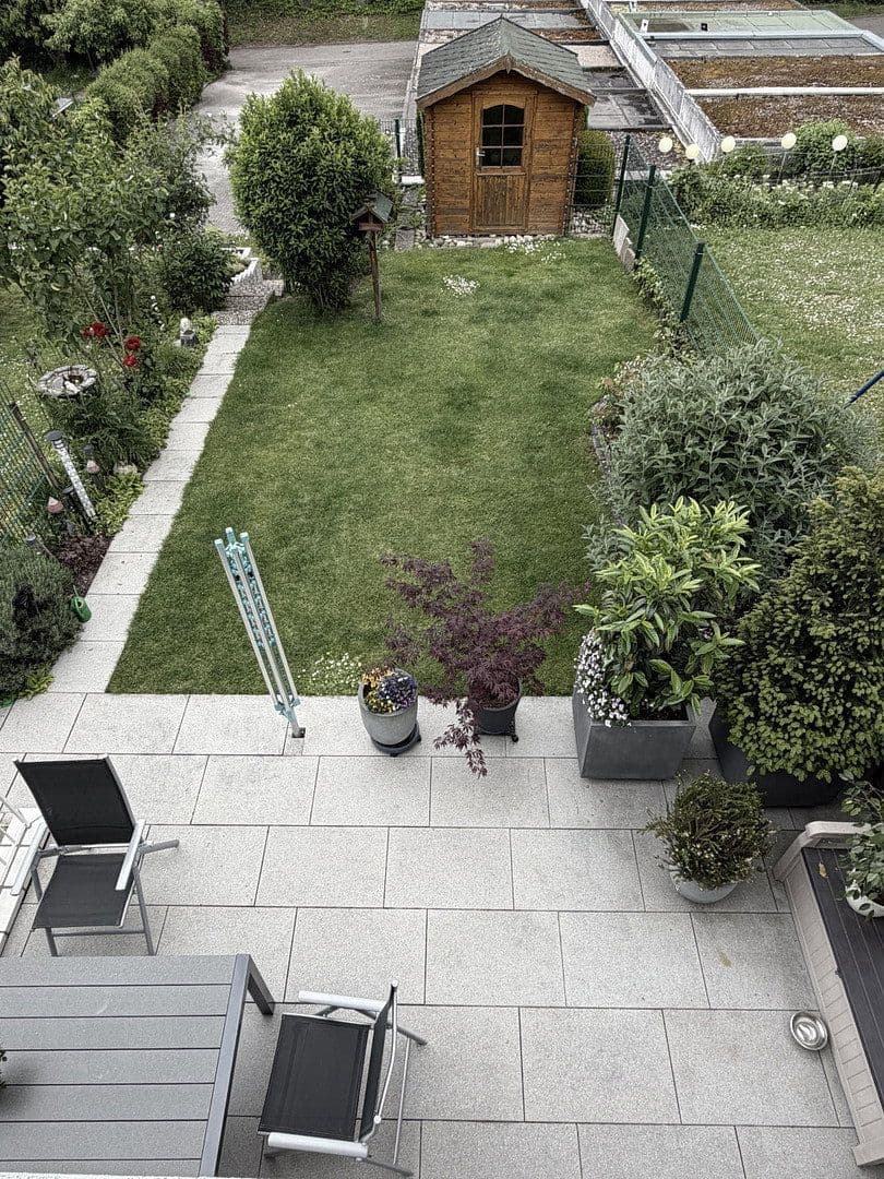 Prodej domu 115 m², pozemek 240 m², Weinsberg, Bádensko-Württembersko Prodej domu 115 m², pozemek 240 m², Weinsberg, Bádensko-Württembersko