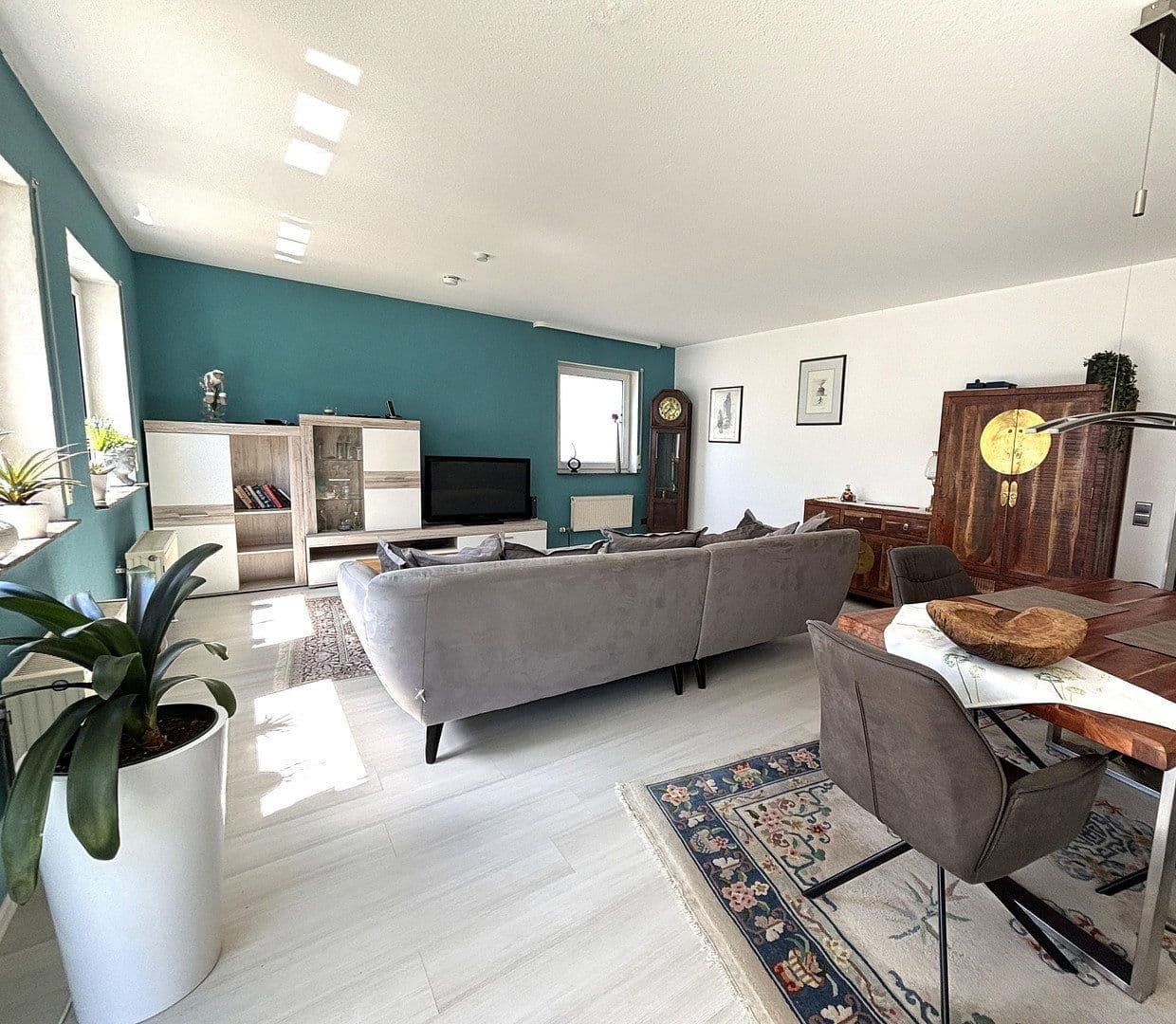 Pronájem bytu 3+1 79 m², Hünfelden, Hessen Pronájem bytu 3+1 79 m², Hünfelden, Hessen