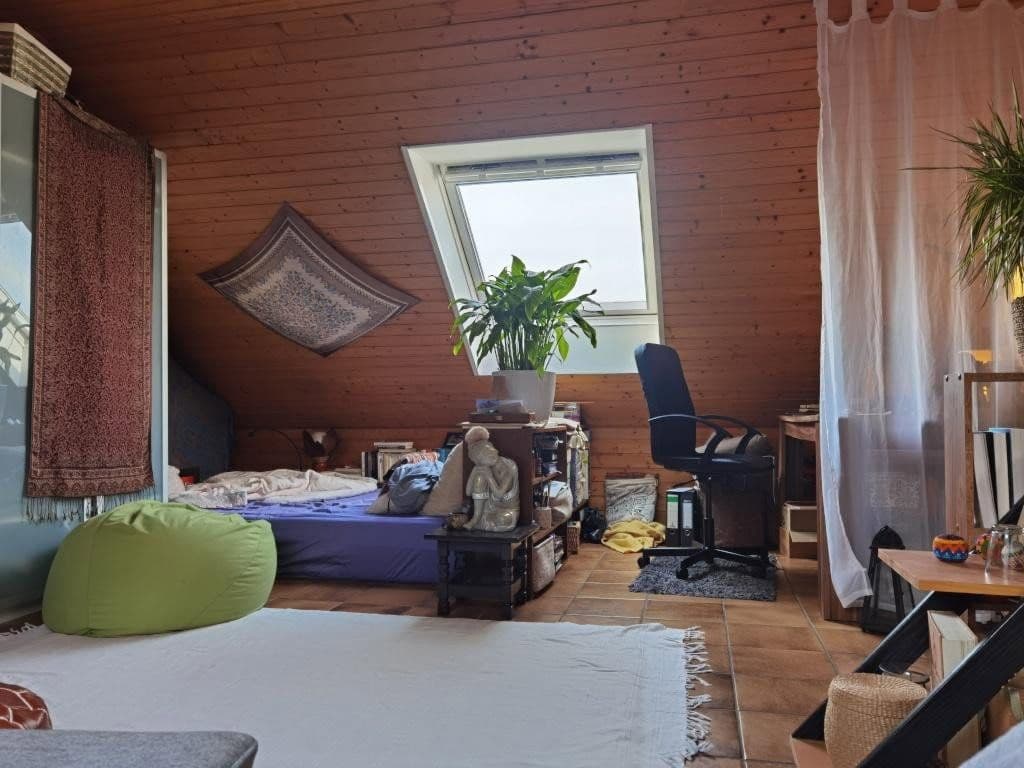 Pronájem bytu 1+1 40 m², Auf der Ayl 59, Trier, Porýní-Falc Pronájem bytu 1+1 40 m², Auf der Ayl 59, Trier, Porýní-Falc