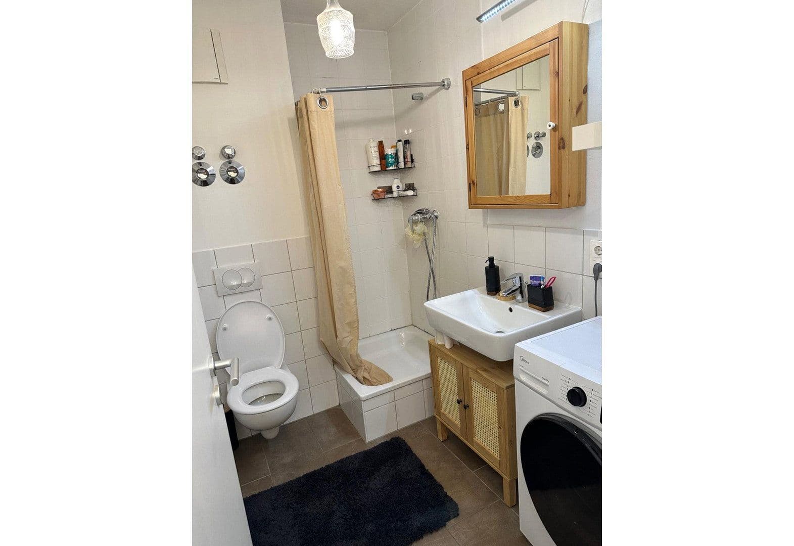Pronájem bytu 1+1 45 m², Schottmüllerstraße 1a, Hamburg, Hamburg Pronájem bytu 1+1 45 m², Schottmüllerstraße 1a, Hamburg, Hamburg