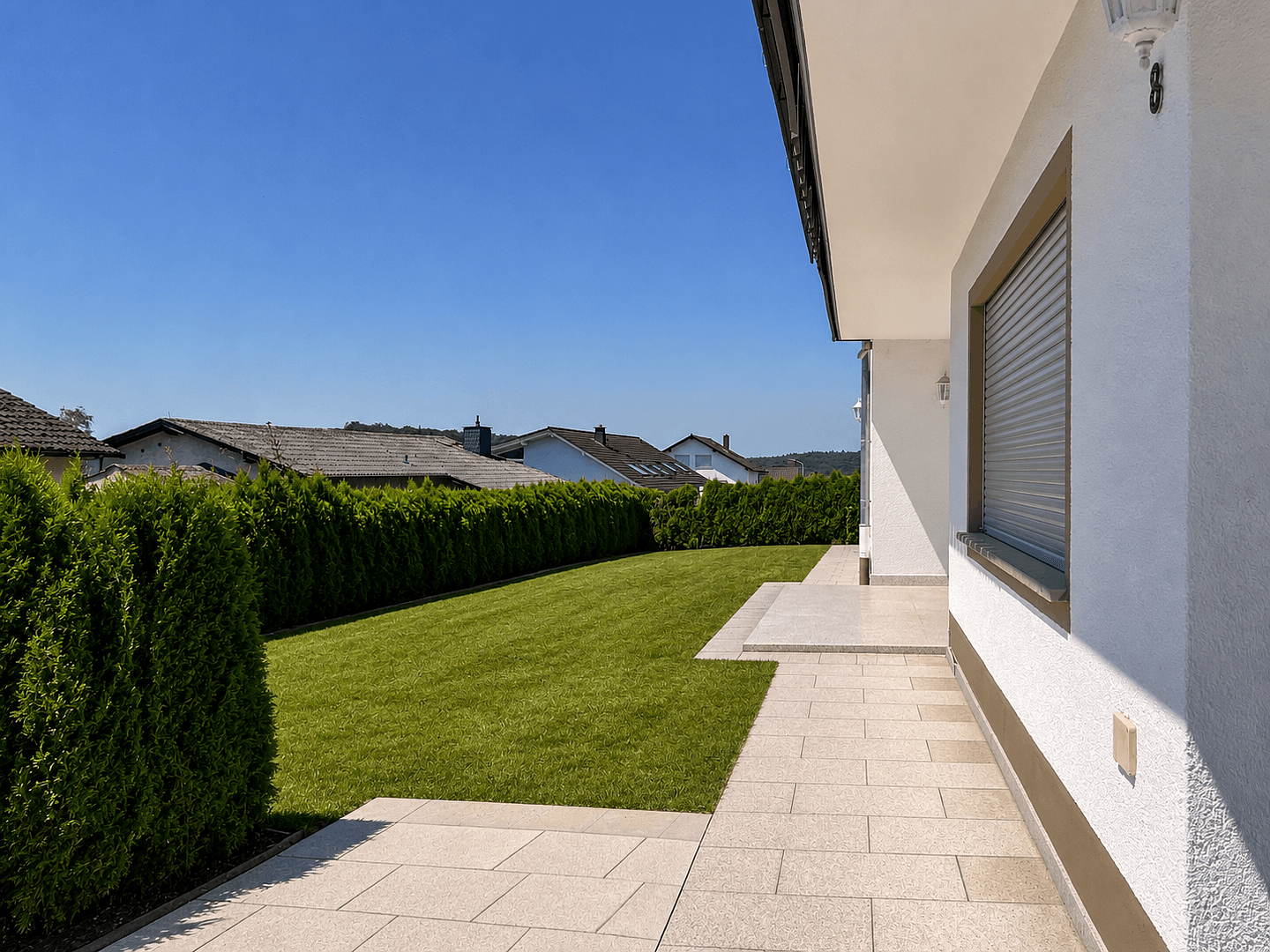 Prodej domu 250 m², pozemek 853 m², Staufenberg, Hessen Prodej domu 250 m², pozemek 853 m², Staufenberg, Hessen