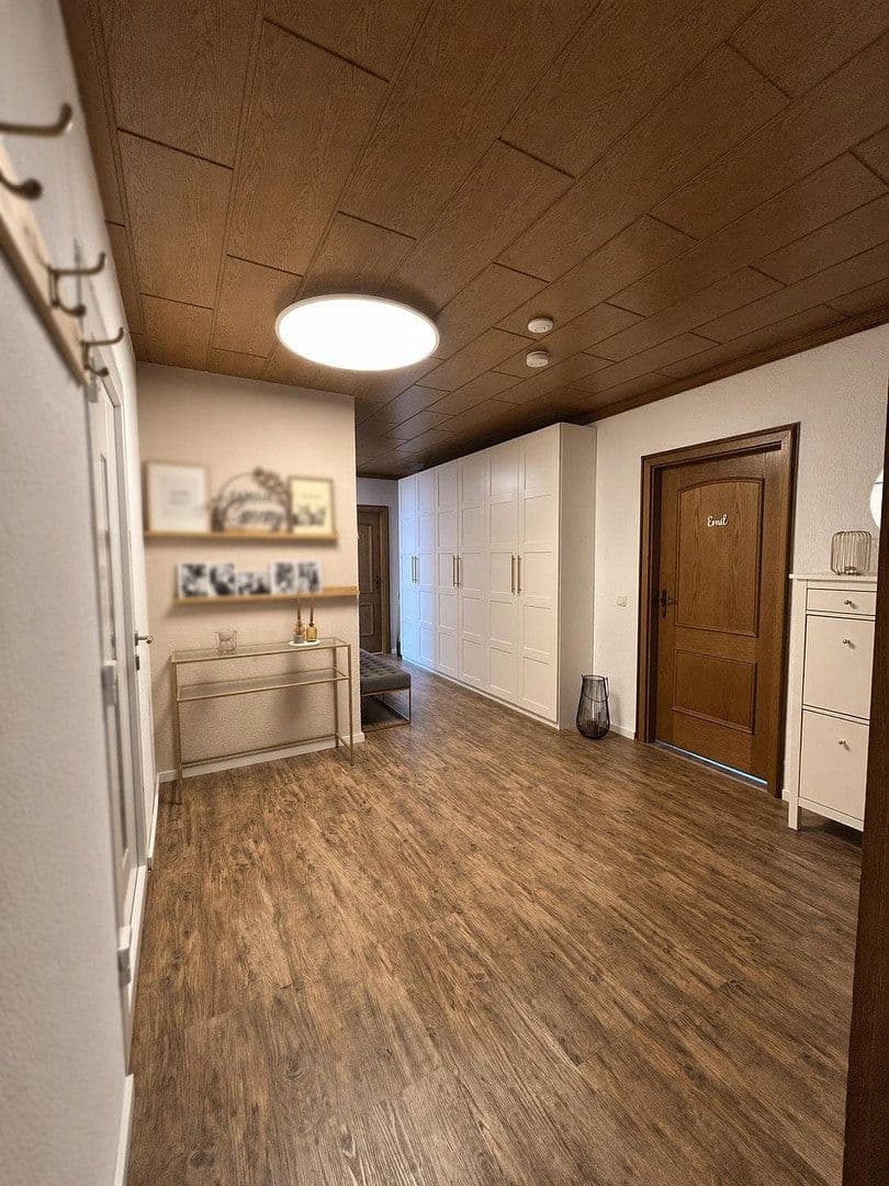 Prodej domu 200 m², pozemek 628 m², Hammersbach, Hessen Prodej domu 200 m², pozemek 628 m², Hammersbach, Hessen