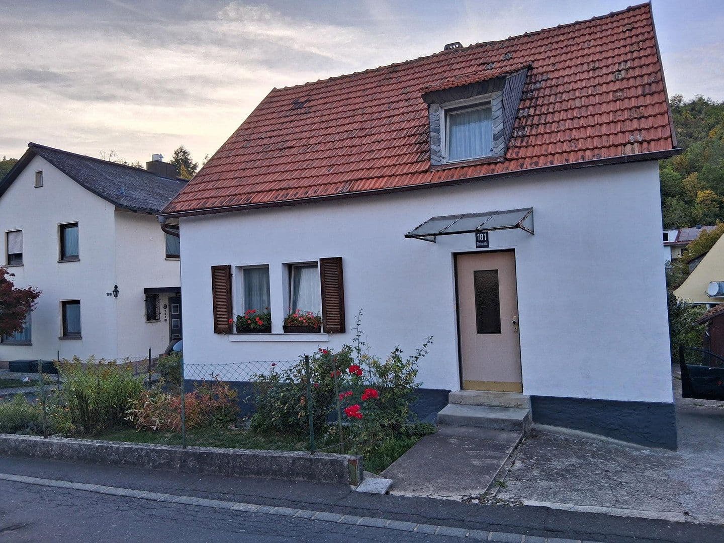 Prodej pozemku 715 m², Würzburg-Unterdürrbach, Bavorsko Prodej pozemku 715 m², Würzburg-Unterdürrbach, Bavorsko