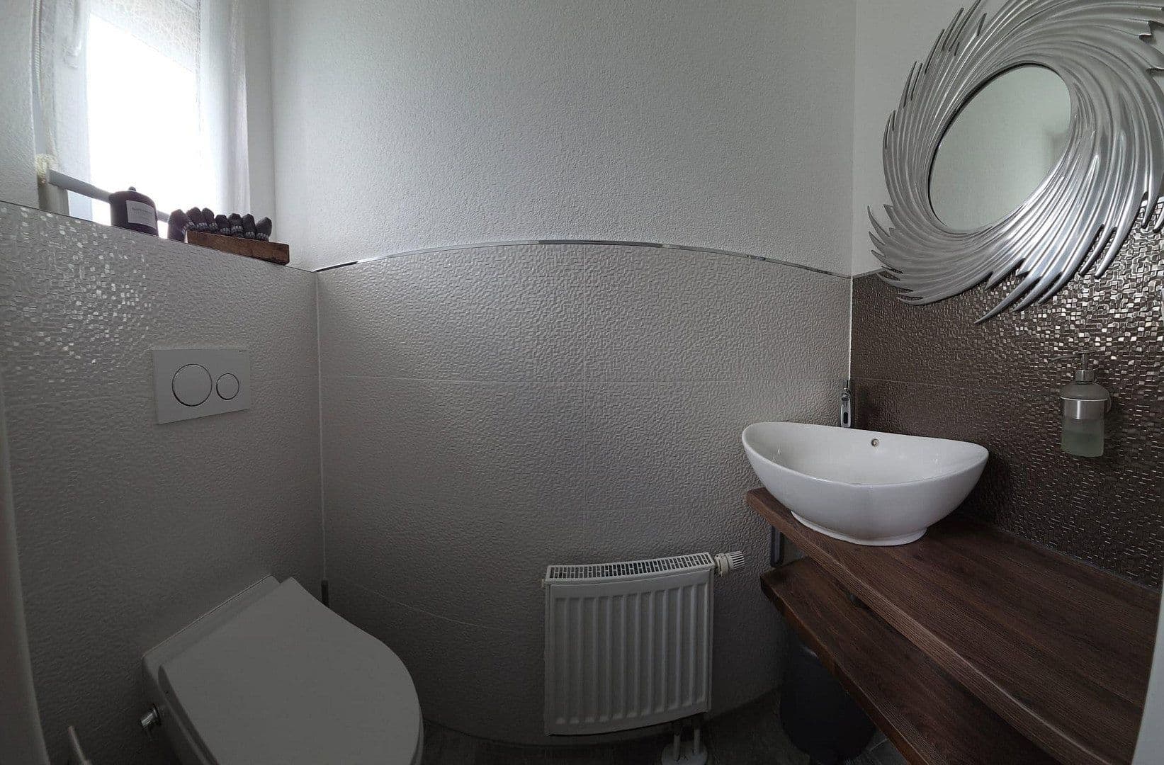 Prodej domu 141 m², pozemek 204 m², Laudenbach, Bádensko-Württembersko Prodej domu 141 m², pozemek 204 m², Laudenbach, Bádensko-Württembersko