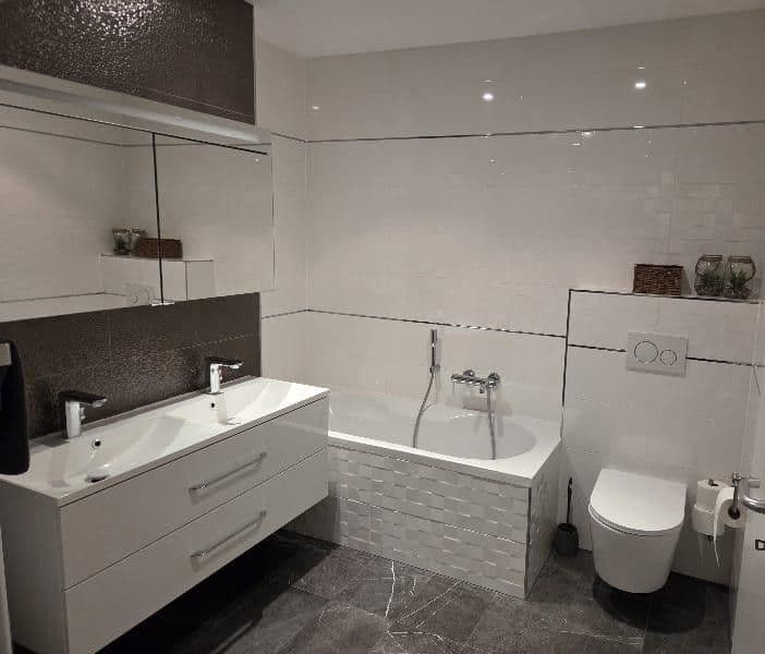 Prodej domu 141 m², pozemek 204 m², Laudenbach, Bádensko-Württembersko Prodej domu 141 m², pozemek 204 m², Laudenbach, Bádensko-Württembersko