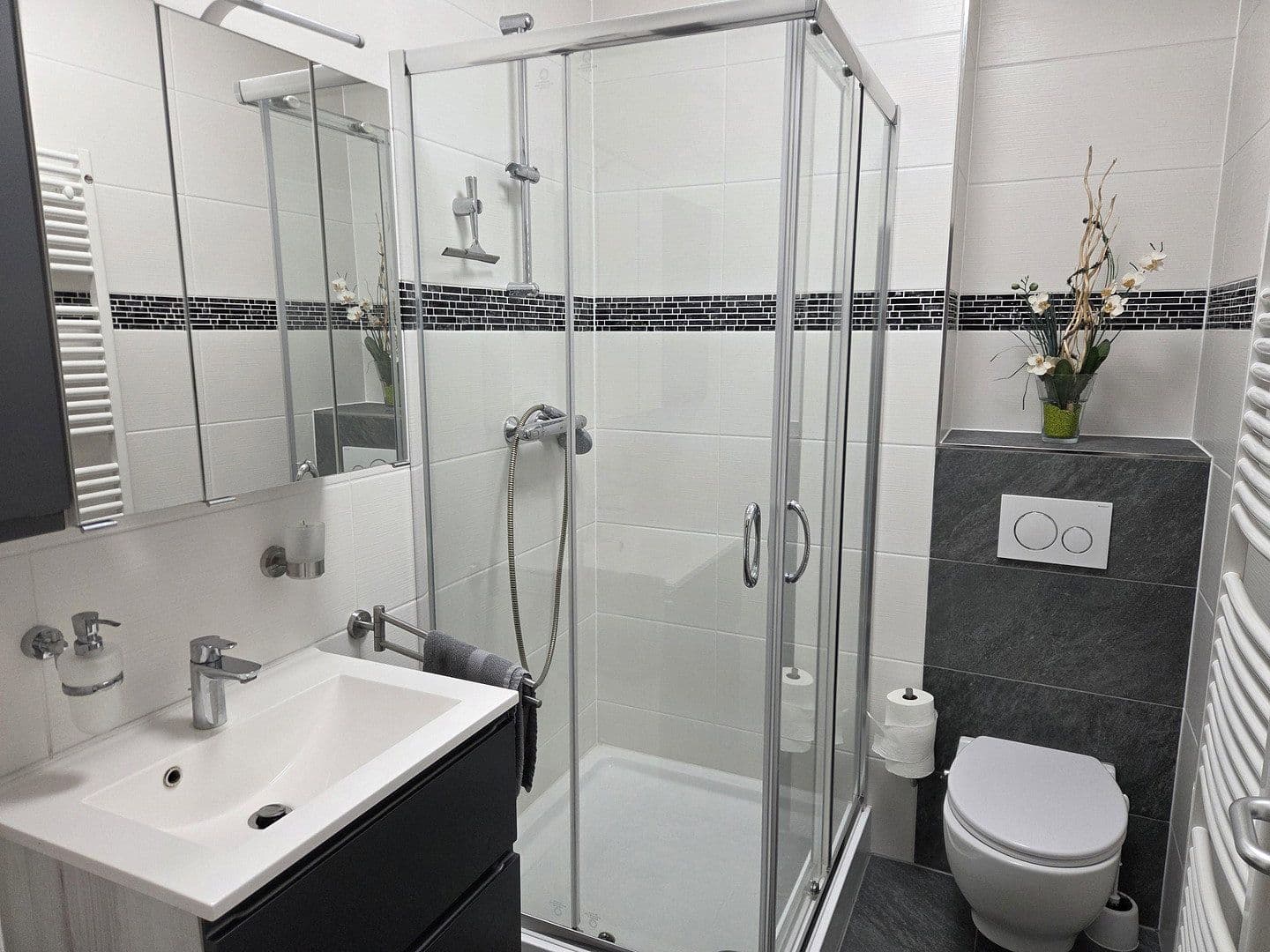Prodej domu 141 m², pozemek 204 m², Laudenbach, Bádensko-Württembersko Prodej domu 141 m², pozemek 204 m², Laudenbach, Bádensko-Württembersko