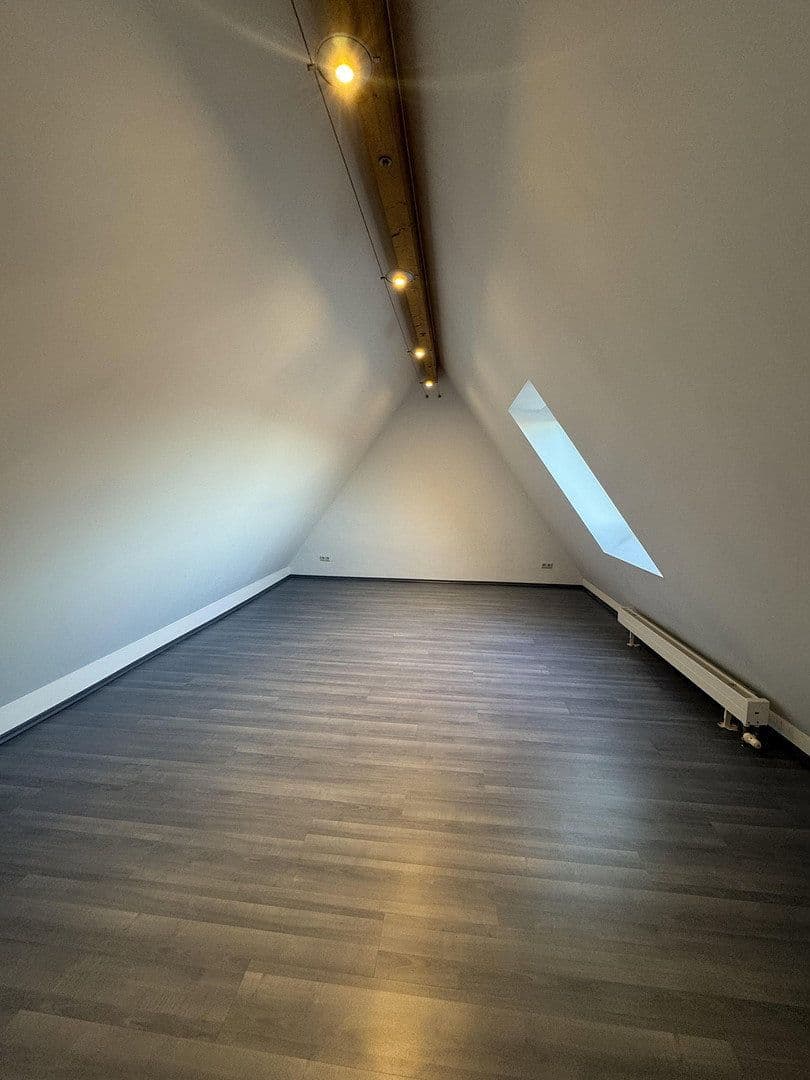 Pronájem bytu 3+1 98 m², Merianstraße 17, Maisach, Bavorsko Pronájem bytu 3+1 98 m², Merianstraße 17, Maisach, Bavorsko