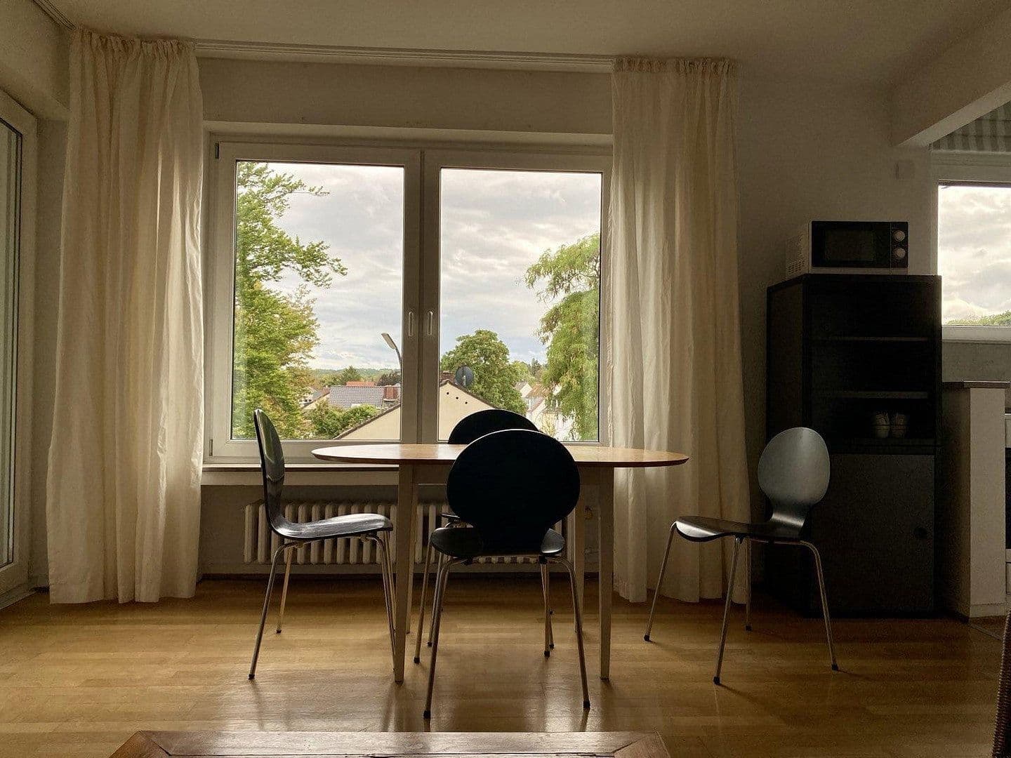 Pronájem bytu 2+1 45 m², Bonn Bad Godesberg, Severní Porýní-Vestfálsko Pronájem bytu 2+1 45 m², Bonn Bad Godesberg, Severní Porýní-Vestfálsko