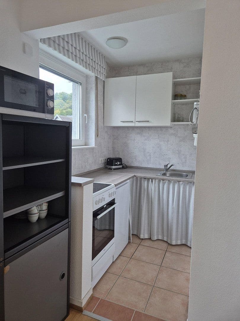 Pronájem bytu 2+1 45 m², Bonn Bad Godesberg, Severní Porýní-Vestfálsko Pronájem bytu 2+1 45 m², Bonn Bad Godesberg, Severní Porýní-Vestfálsko