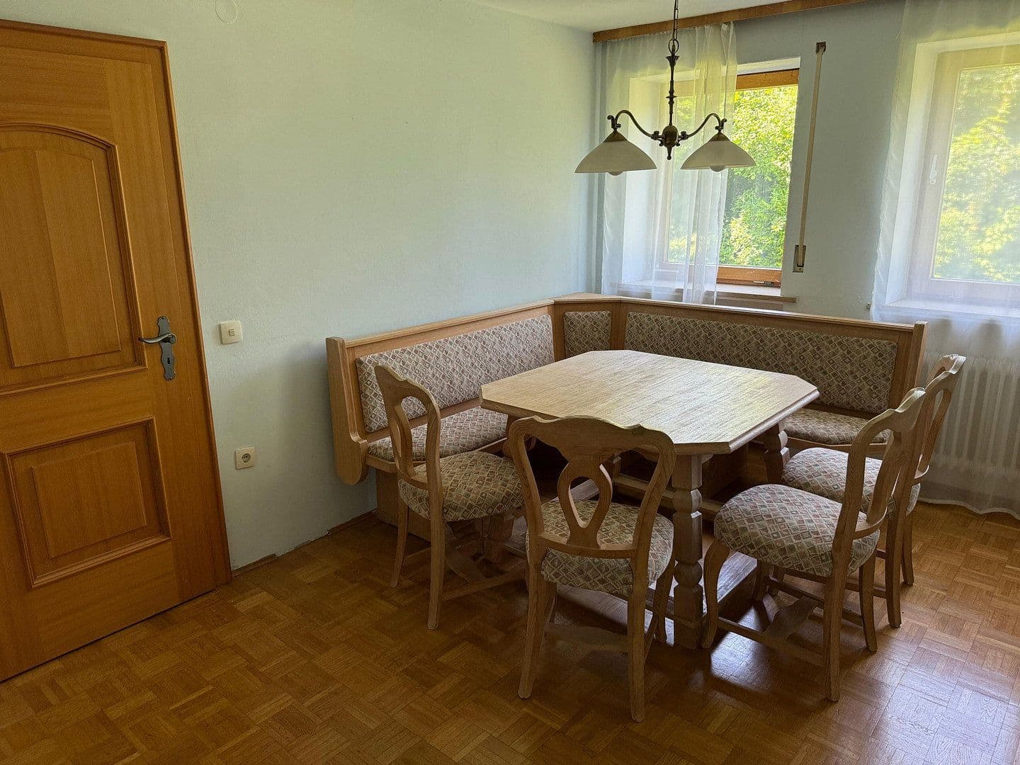 Prodej domu 180 m², pozemek 1.660 m², Sulzbach-Rosenberg, Bavorsko Prodej domu 180 m², pozemek 1.660 m², Sulzbach-Rosenberg, Bavorsko