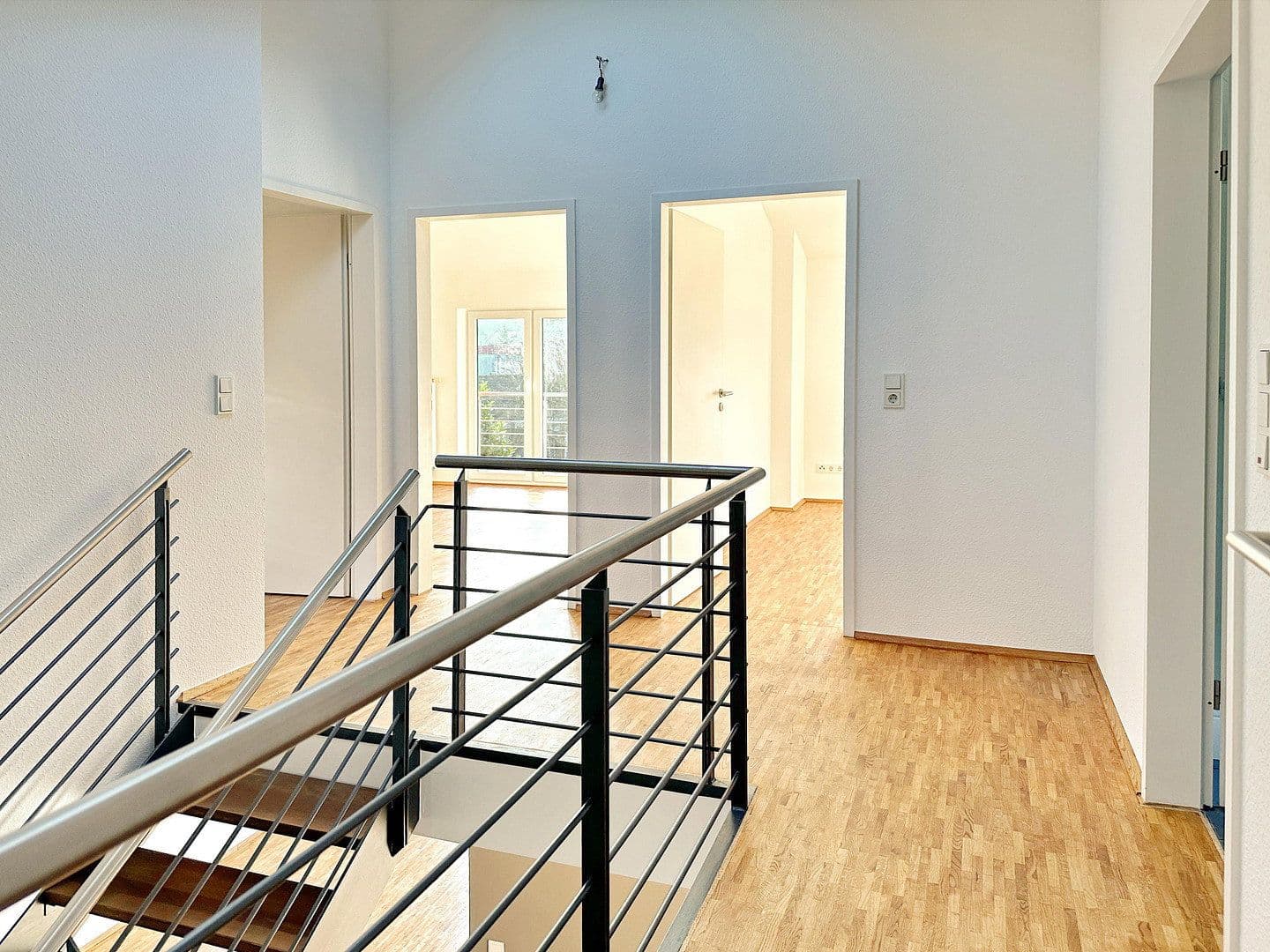 Prodej domu 235 m², pozemek 580 m², Bergisch Gladbach, Severní Porýní-Vestfálsko Prodej domu 235 m², pozemek 580 m², Bergisch Gladbach, Severní Porýní-Vestfálsko