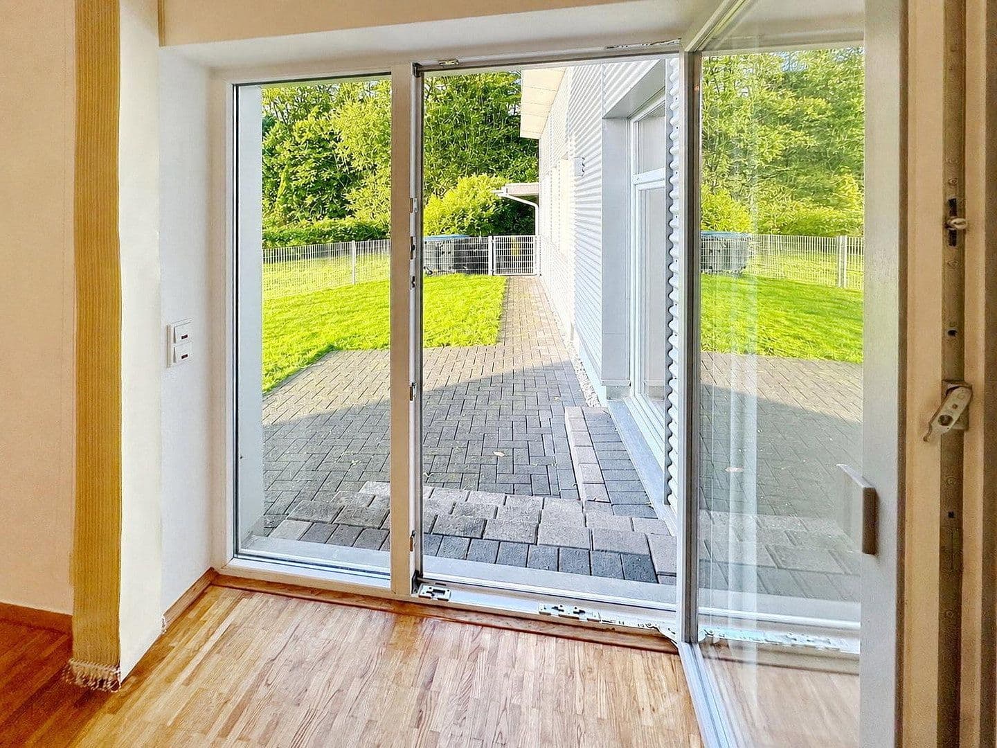 Prodej domu 235 m², pozemek 580 m², Bergisch Gladbach, Severní Porýní-Vestfálsko Prodej domu 235 m², pozemek 580 m², Bergisch Gladbach, Severní Porýní-Vestfálsko