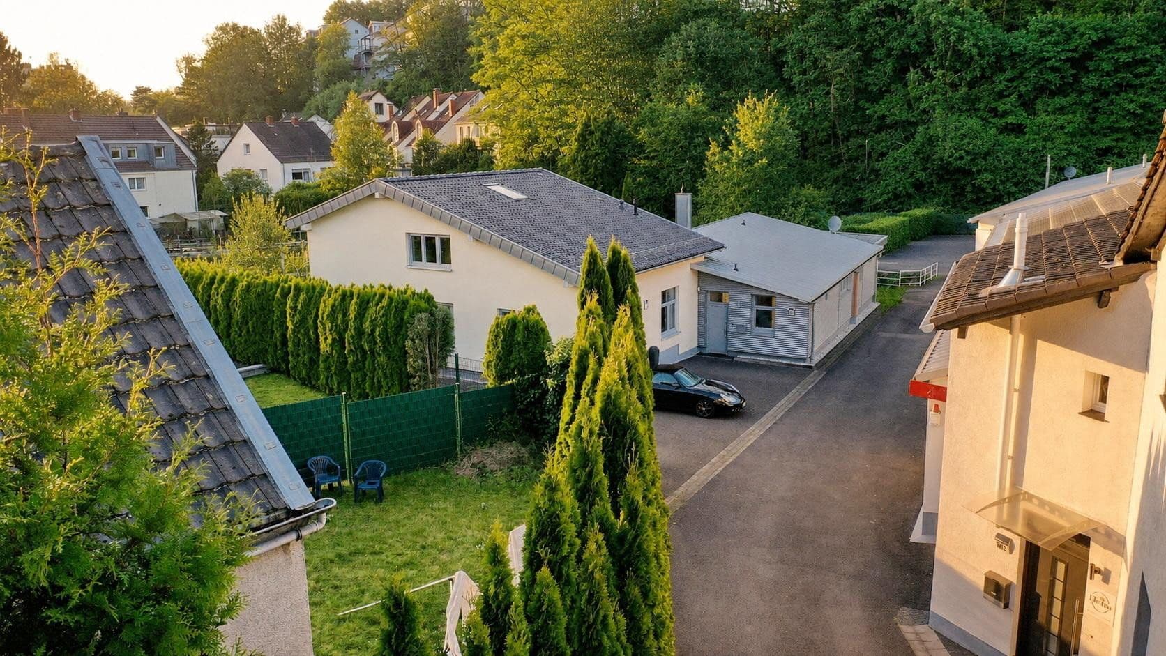 Prodej domu 235 m², pozemek 580 m², Bergisch Gladbach, Severní Porýní-Vestfálsko Prodej domu 235 m², pozemek 580 m², Bergisch Gladbach, Severní Porýní-Vestfálsko