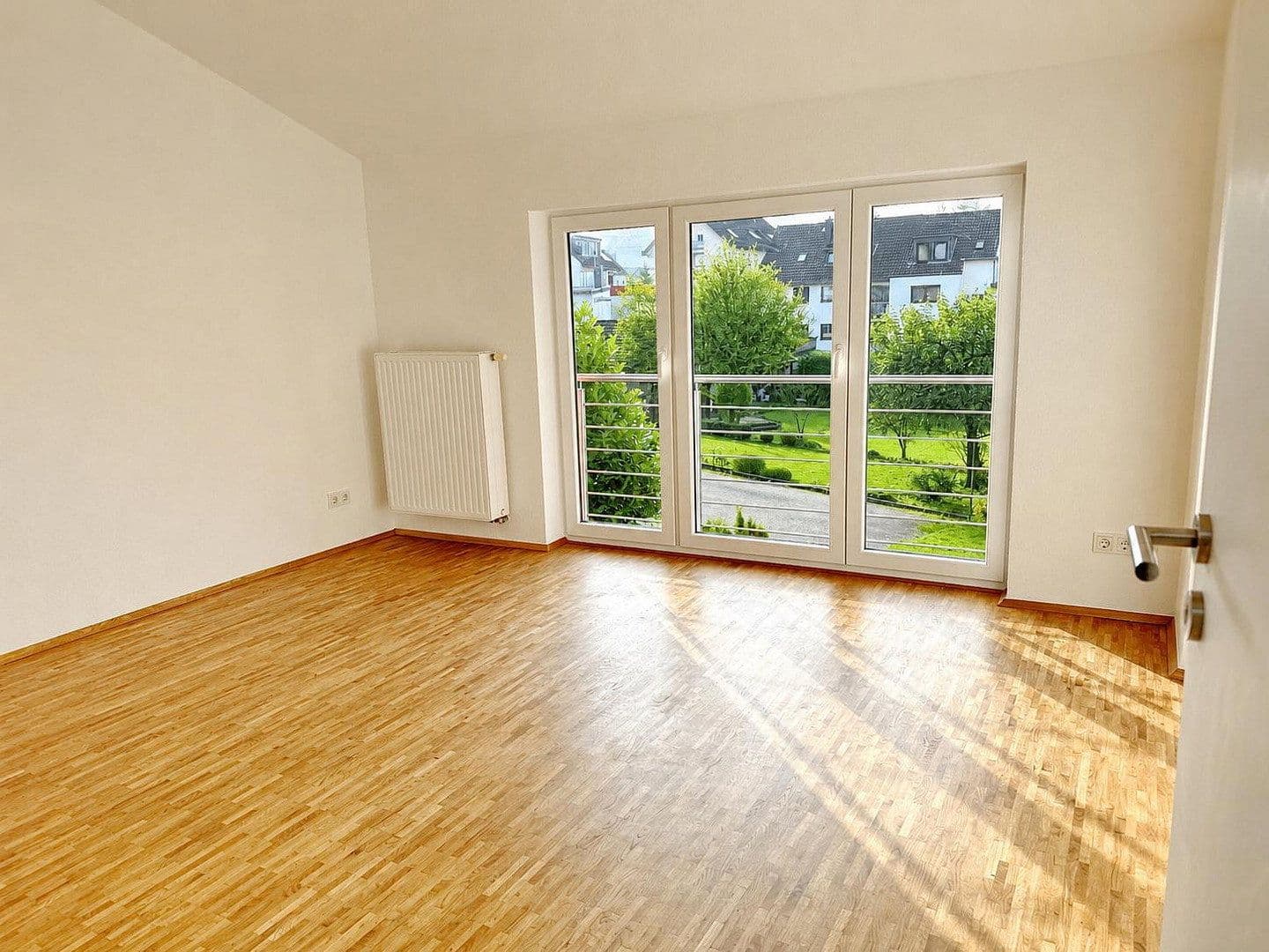 Prodej domu 235 m², pozemek 580 m², Bergisch Gladbach, Severní Porýní-Vestfálsko Prodej domu 235 m², pozemek 580 m², Bergisch Gladbach, Severní Porýní-Vestfálsko