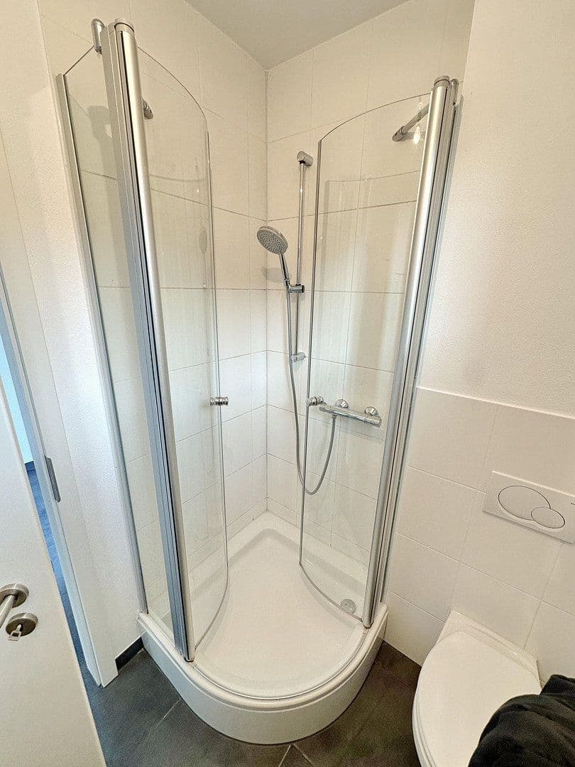 Prodej domu 235 m², pozemek 580 m², Bergisch Gladbach, Severní Porýní-Vestfálsko Prodej domu 235 m², pozemek 580 m², Bergisch Gladbach, Severní Porýní-Vestfálsko