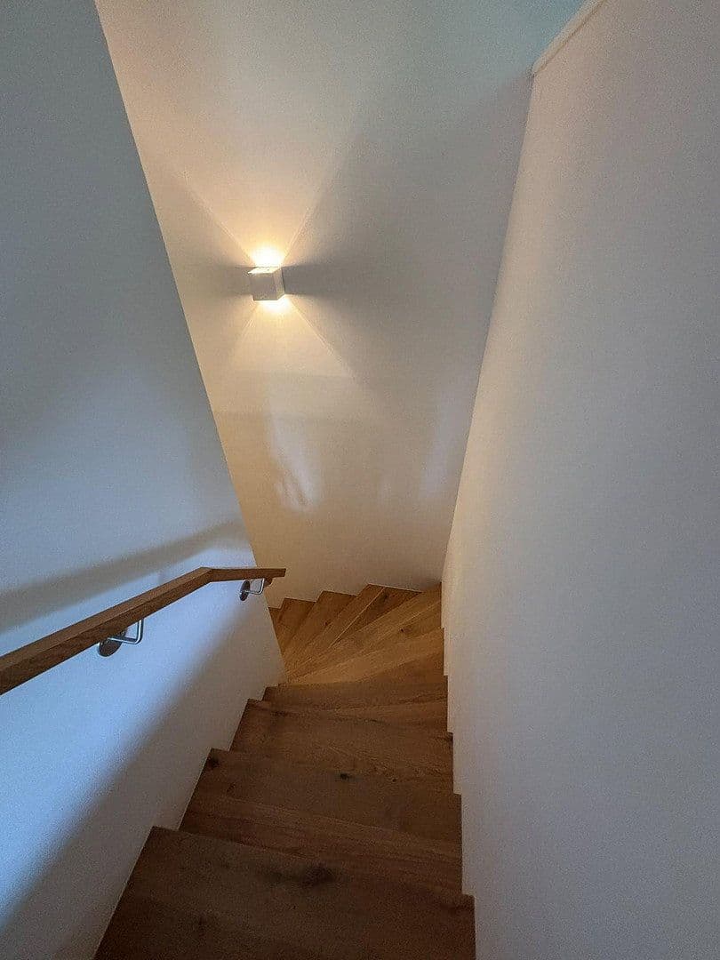 Pronájem bytu 4+1 121 m², Karwinskistr., 61, München, Bavorsko Pronájem bytu 4+1 121 m², Karwinskistr., 61, München, Bavorsko