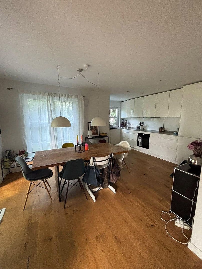Pronájem bytu 4+1 121 m², Karwinskistr., 61, München, Bavorsko Pronájem bytu 4+1 121 m², Karwinskistr., 61, München, Bavorsko