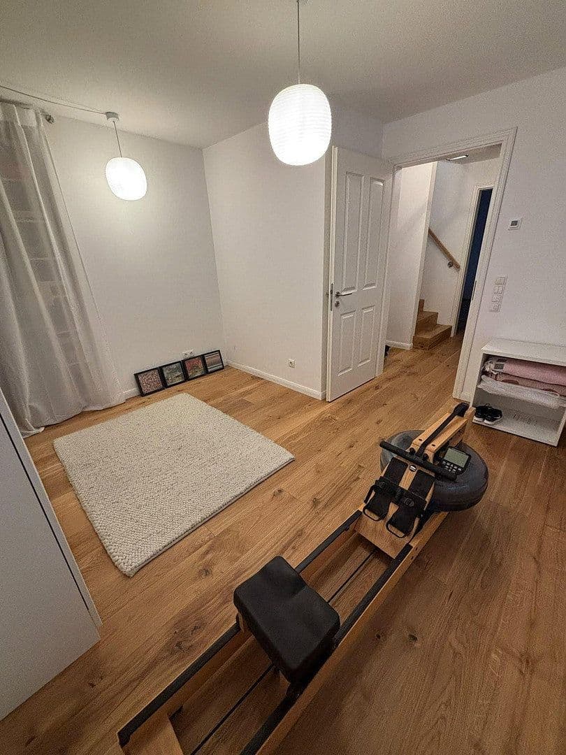 Pronájem bytu 4+1 121 m², Karwinskistr., 61, München, Bavorsko Pronájem bytu 4+1 121 m², Karwinskistr., 61, München, Bavorsko