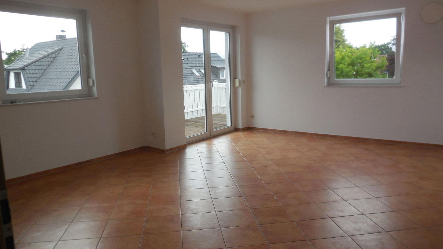 Prodej domu 540 m², pozemek 946 m², Lienert Str. 27, Oyten, Dolní Sasko Prodej domu 540 m², pozemek 946 m², Lienert Str. 27, Oyten, Dolní Sasko