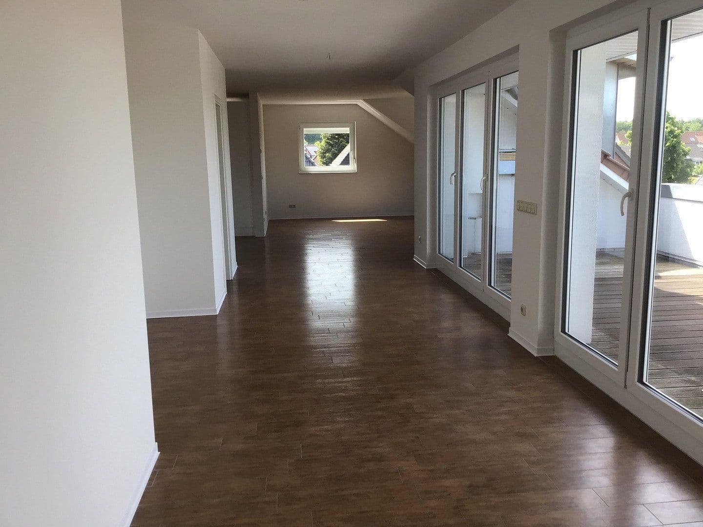 Prodej domu 540 m², pozemek 946 m², Lienert Str. 27, Oyten, Dolní Sasko Prodej domu 540 m², pozemek 946 m², Lienert Str. 27, Oyten, Dolní Sasko