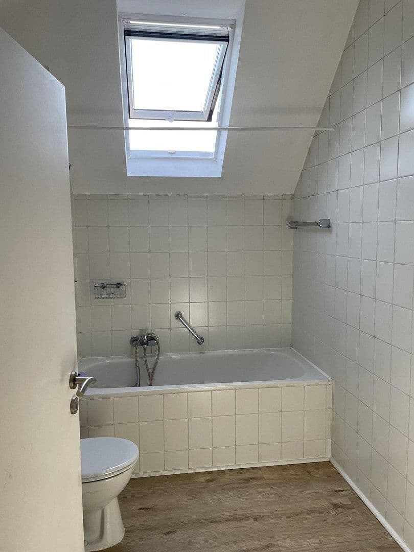 Pronájem bytu 2+1 52 m², Oestrich-Winkel, Hessen Pronájem bytu 2+1 52 m², Oestrich-Winkel, Hessen