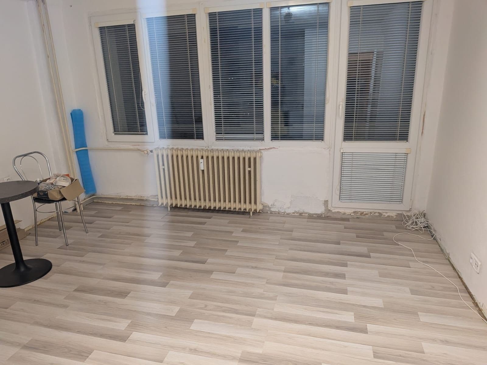 Pronájem bytu 2+kk 60 m², Mírové náměstí, Dobříš, Středočeský kraj Pronájem bytu 2+kk 60 m², Mírové náměstí, Dobříš, Středočeský kraj