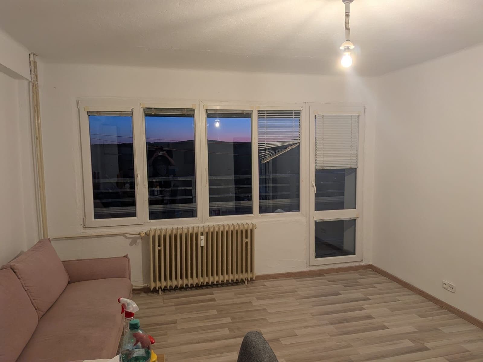 Pronájem bytu 2+kk 60 m², Mírové náměstí, Dobříš, Středočeský kraj Pronájem bytu 2+kk 60 m², Mírové náměstí, Dobříš, Středočeský kraj