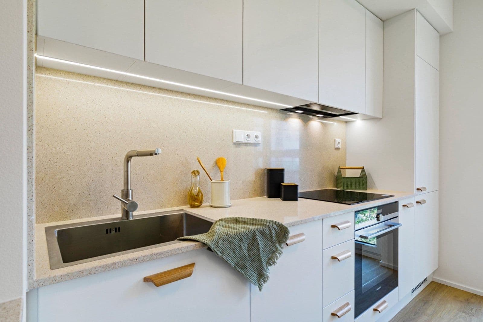 Pronájem bytu 3+1 62 m², Vrbenského, Praha, Praha Pronájem bytu 3+1 62 m², Vrbenského, Praha, Praha