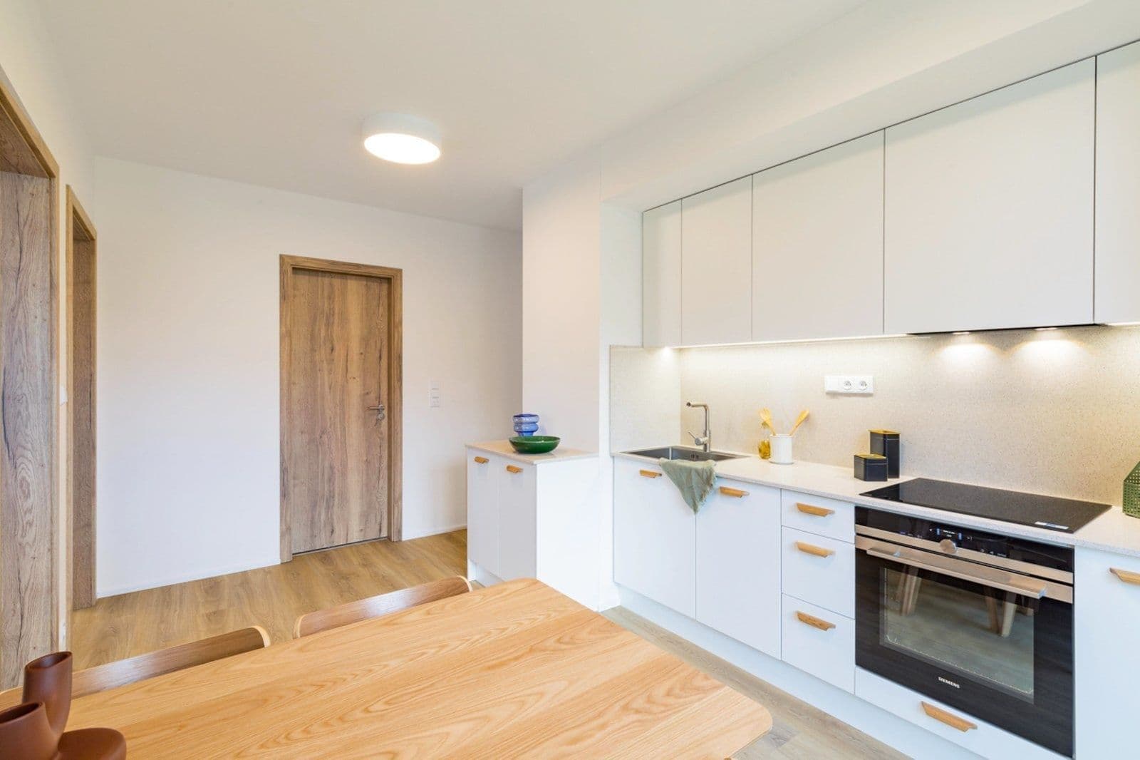 Pronájem bytu 3+1 62 m², Vrbenského, Praha, Praha Pronájem bytu 3+1 62 m², Vrbenského, Praha, Praha