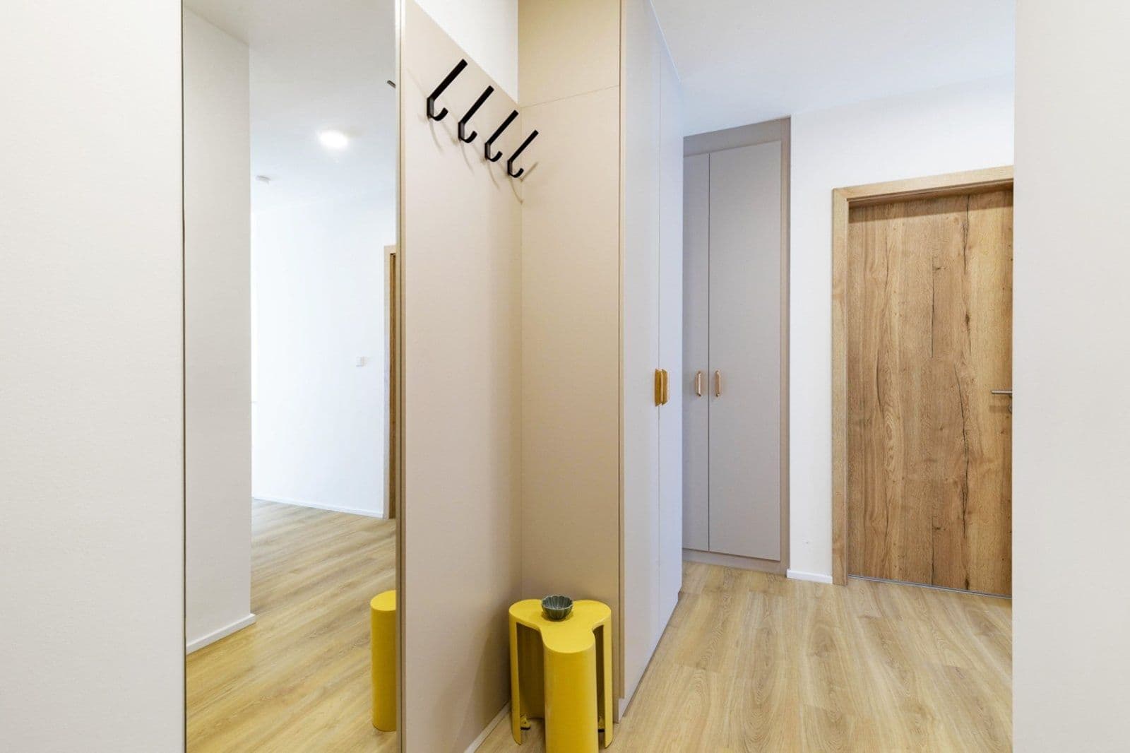 Pronájem bytu 3+1 62 m², Vrbenského, Praha, Praha Pronájem bytu 3+1 62 m², Vrbenského, Praha, Praha