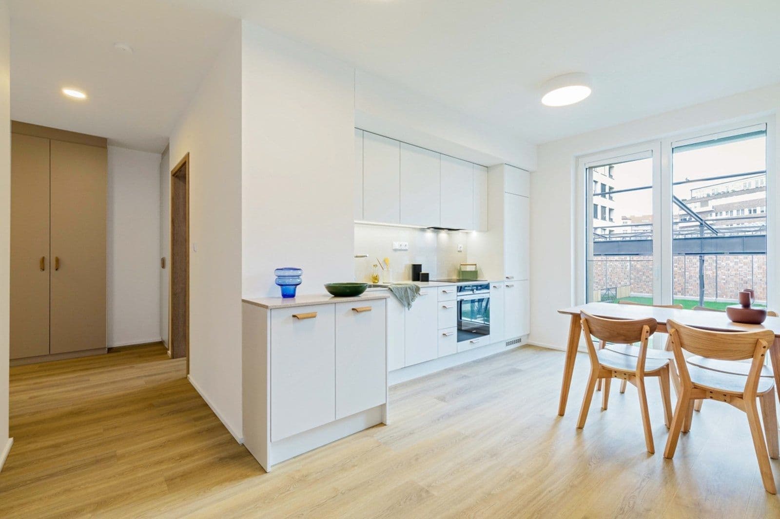Pronájem bytu 3+1 62 m², Vrbenského, Praha, Praha Pronájem bytu 3+1 62 m², Vrbenského, Praha, Praha