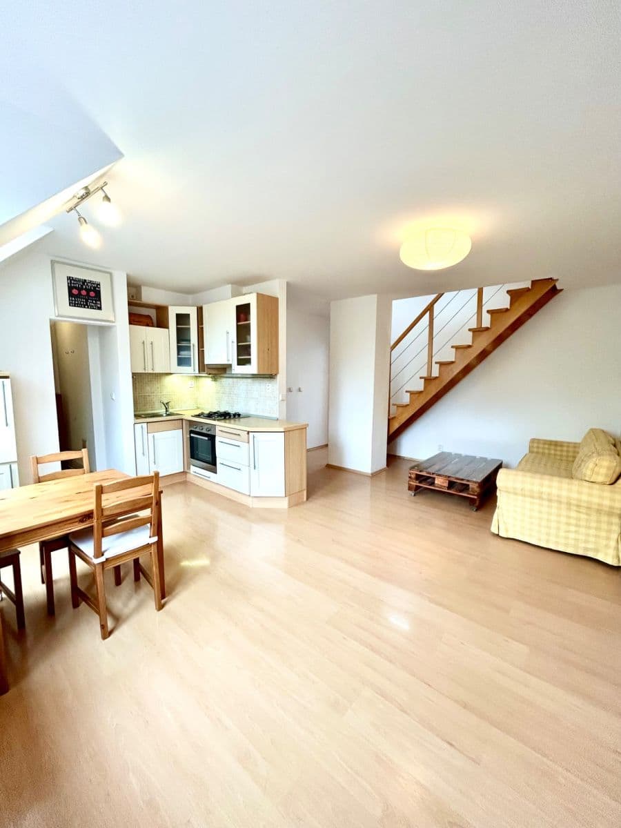 Prodej bytu 3+kk 76 m², Křivoklátská, Praha, Praha Prodej bytu 3+kk 76 m², Křivoklátská, Praha, Praha