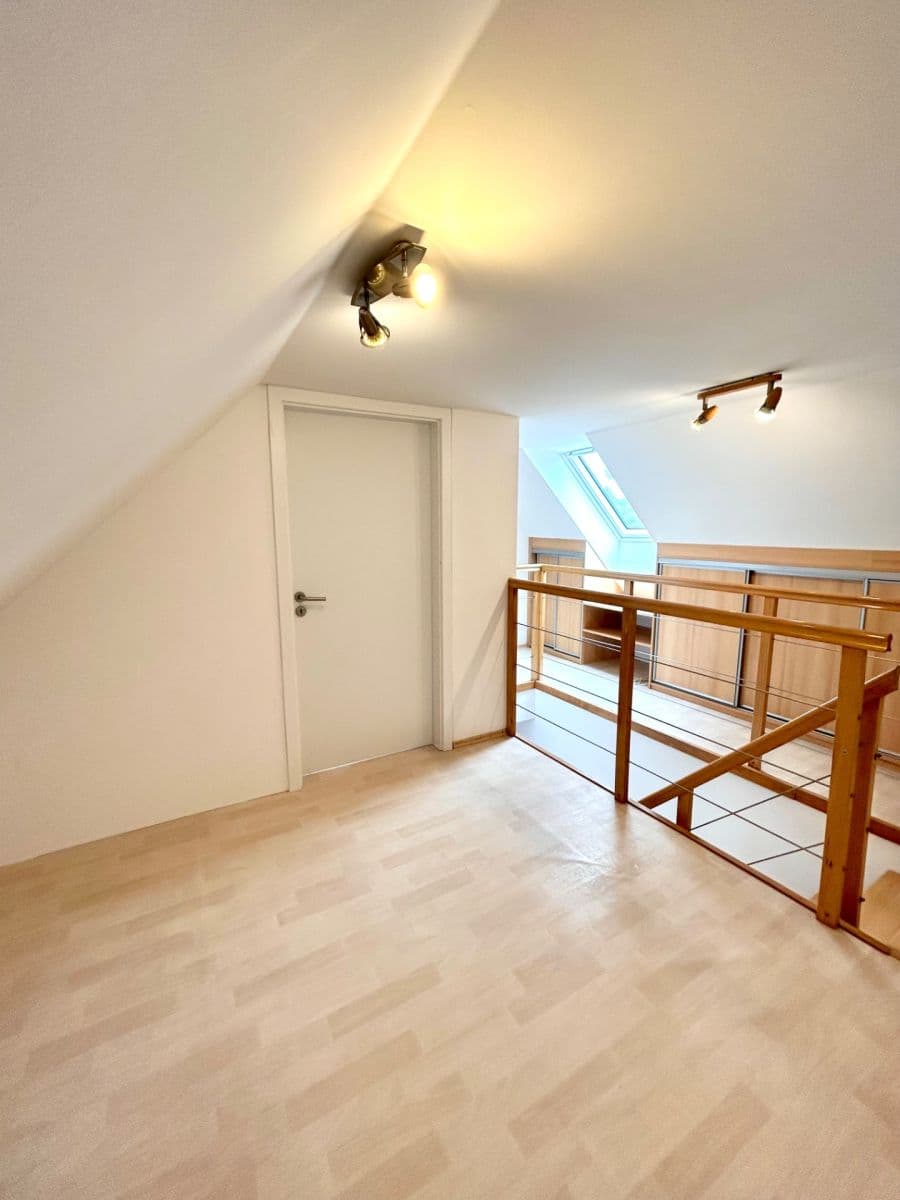 Prodej bytu 3+kk 76 m², Křivoklátská, Praha, Praha Prodej bytu 3+kk 76 m², Křivoklátská, Praha, Praha