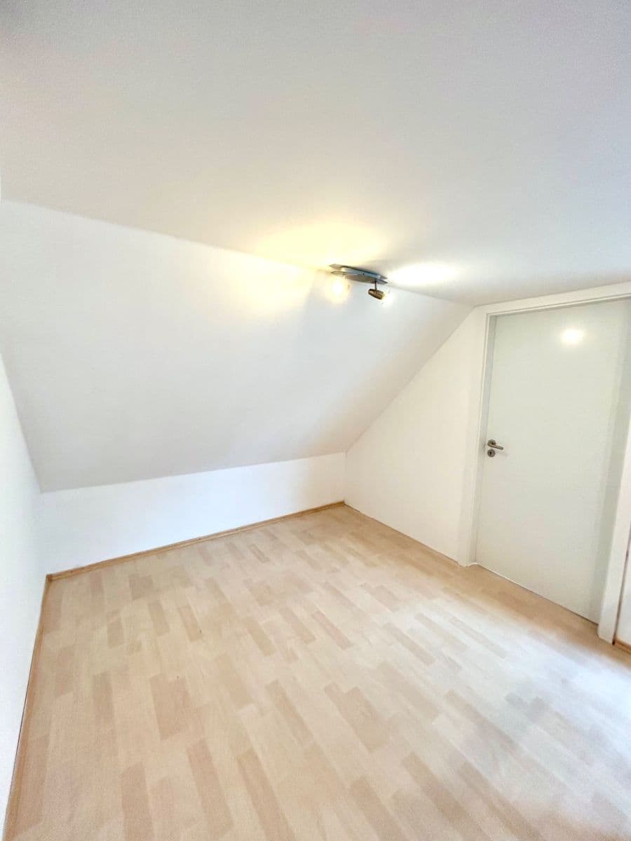 Prodej bytu 3+kk 76 m², Křivoklátská, Praha, Praha Prodej bytu 3+kk 76 m², Křivoklátská, Praha, Praha