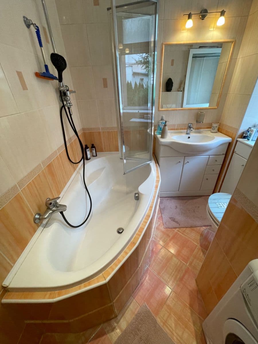 Pronájem bytu 2+1 42 m², Pivovarnická, Praha, Praha Pronájem bytu 2+1 42 m², Pivovarnická, Praha, Praha