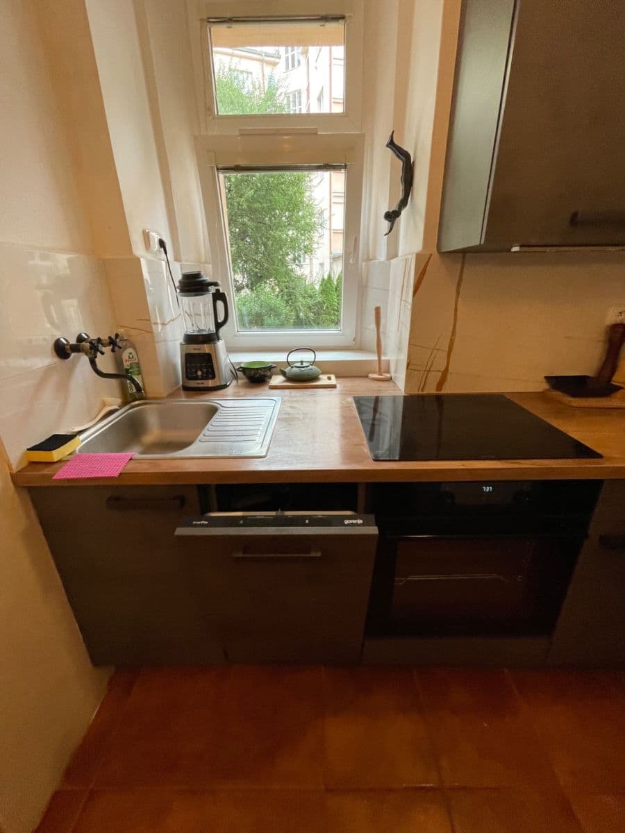 Pronájem bytu 2+1 42 m², Pivovarnická, Praha, Praha Pronájem bytu 2+1 42 m², Pivovarnická, Praha, Praha