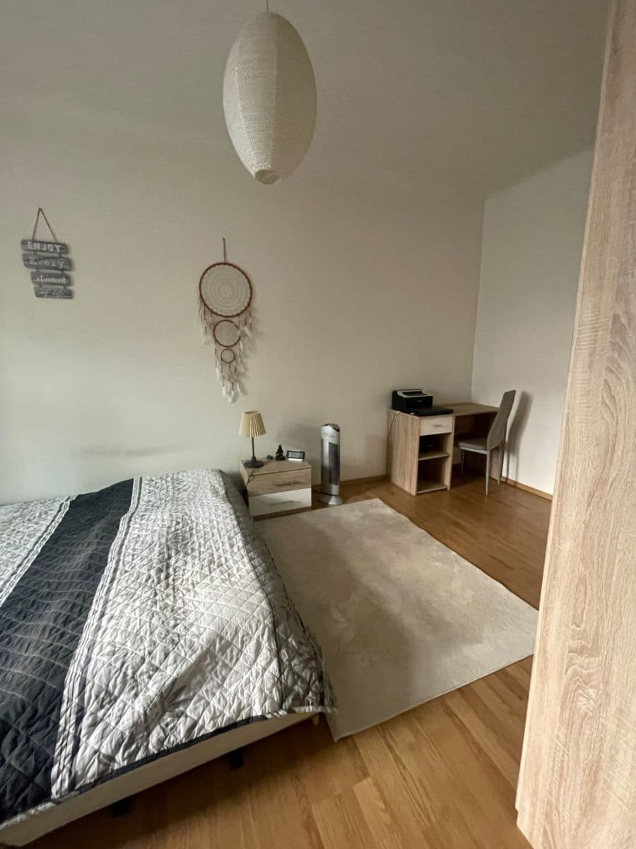 Pronájem bytu 2+1 42 m², Pivovarnická, Praha, Praha Pronájem bytu 2+1 42 m², Pivovarnická, Praha, Praha