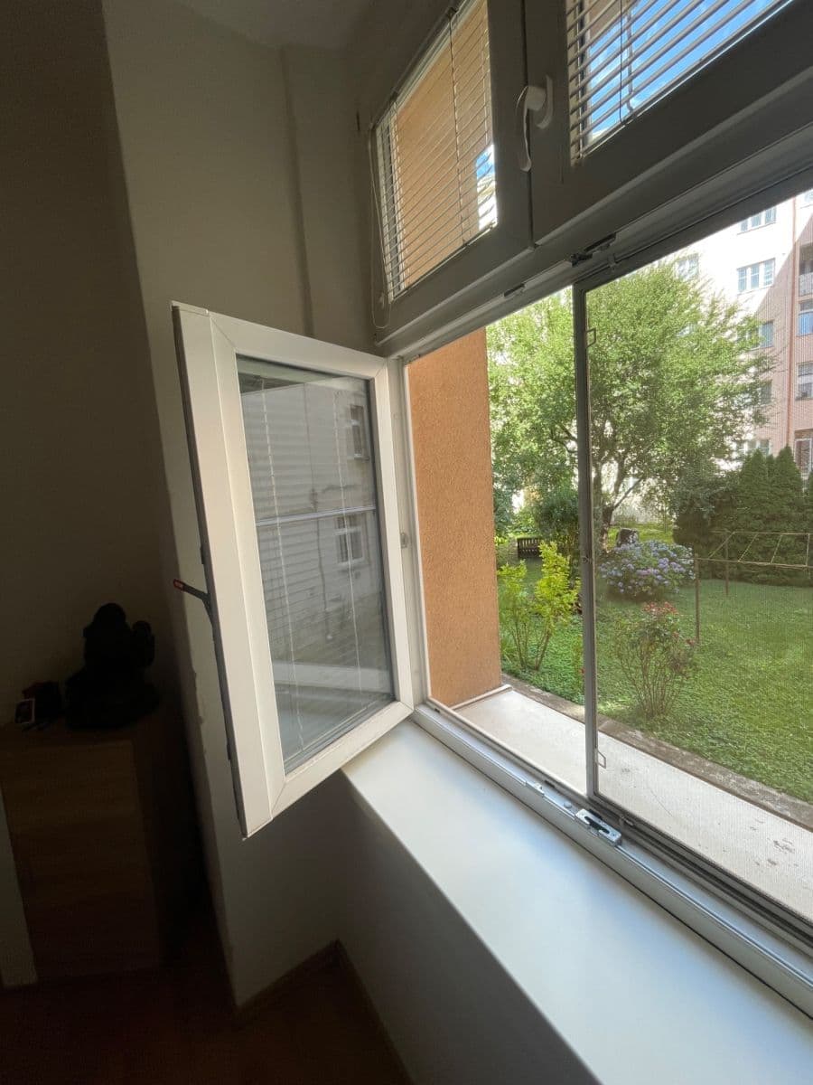 Pronájem bytu 2+1 42 m², Pivovarnická, Praha, Praha Pronájem bytu 2+1 42 m², Pivovarnická, Praha, Praha