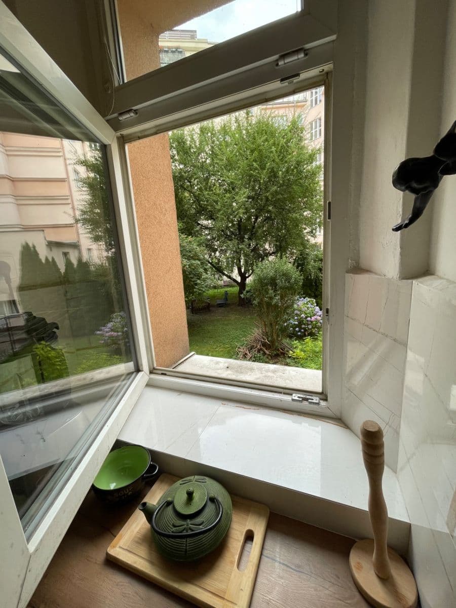 Pronájem bytu 2+1 42 m², Pivovarnická, Praha, Praha Pronájem bytu 2+1 42 m², Pivovarnická, Praha, Praha